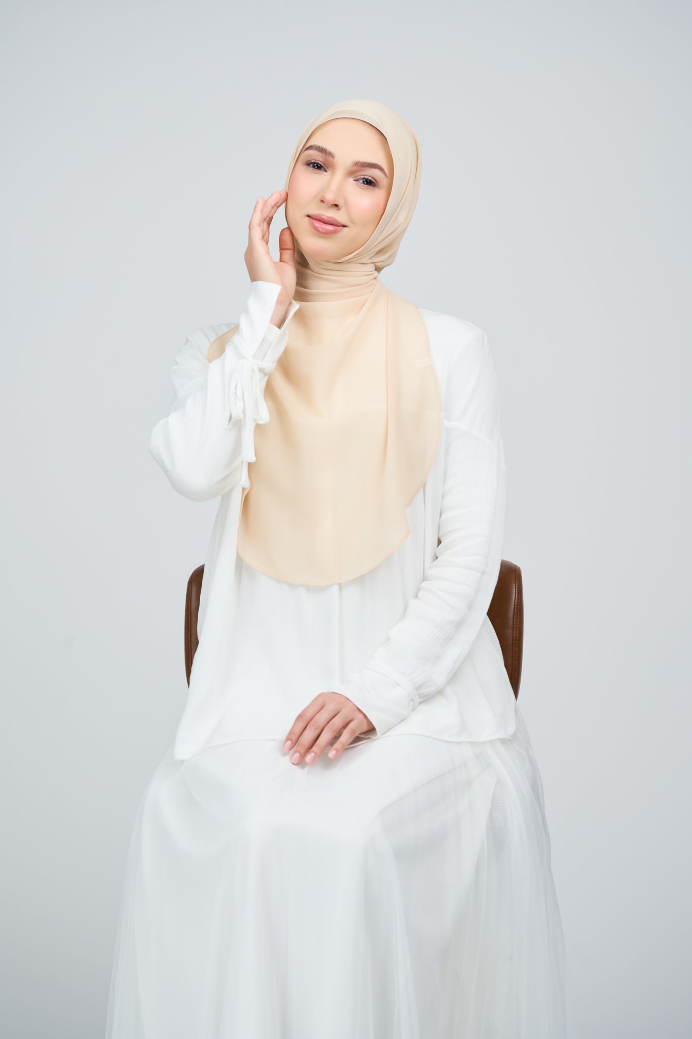 HoodX⁺Plus Curve in Warm Vanilla