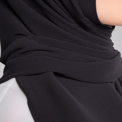 Zara Micropleats in Black