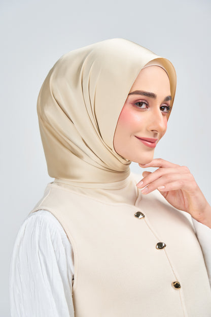 HoodX⁺Plus Luxe in Cashmere