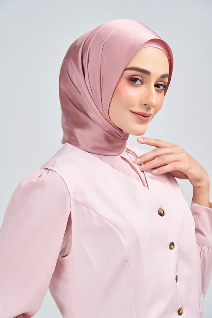 HoodX Luxe in Dahlia Pink