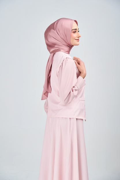 HoodX Luxe in Dahlia Pink