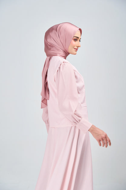 HoodX Luxe in Dahlia Pink