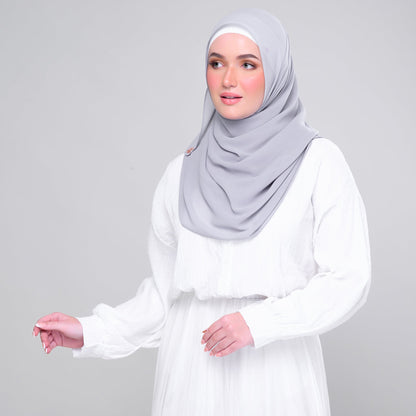 SLBasic 1.8M Shawl in Light Platinum