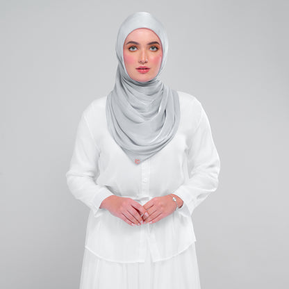 Dolce Raia in Light Grey