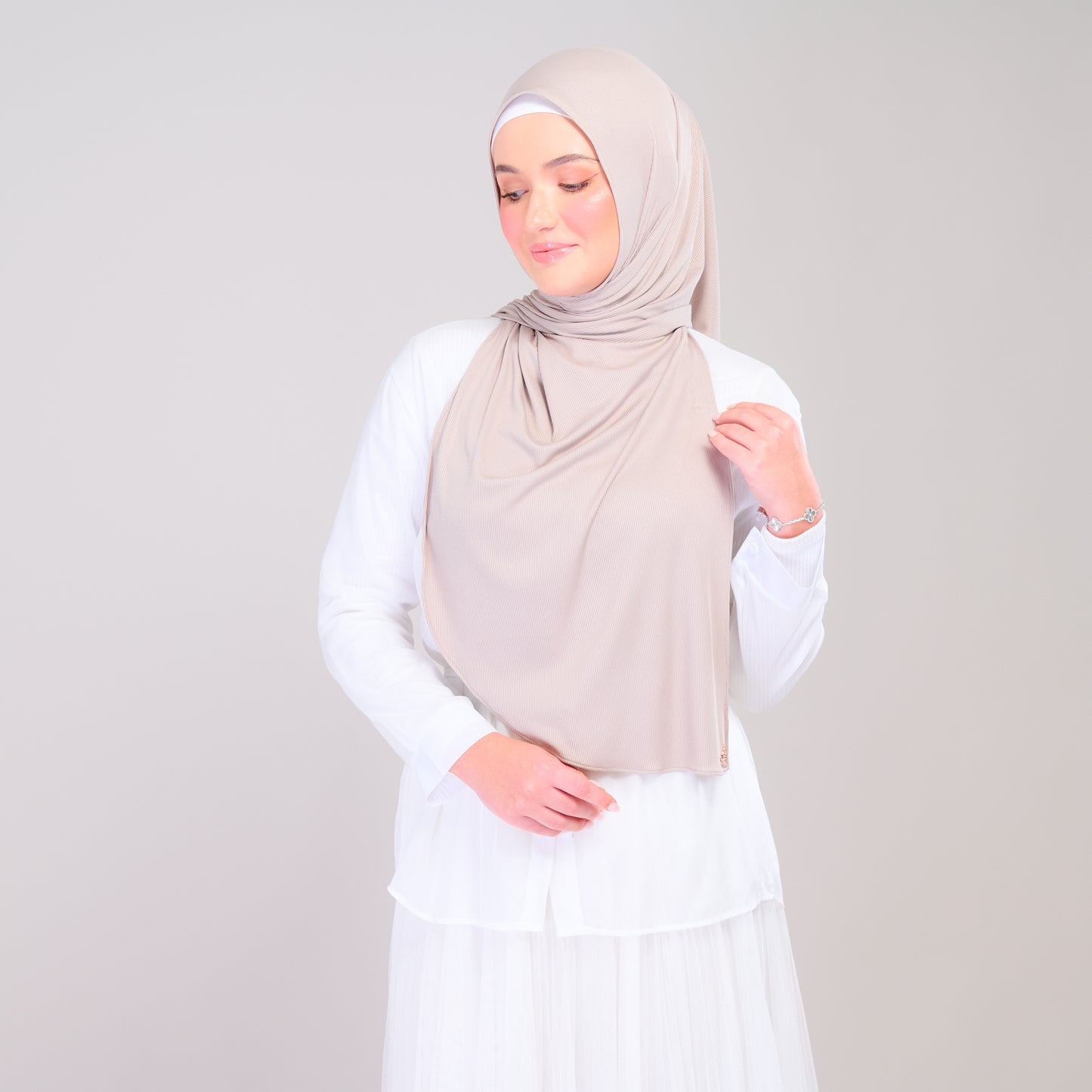 Instant Tag n' Go Shawl | Ribbed Jersey in Natural Sand