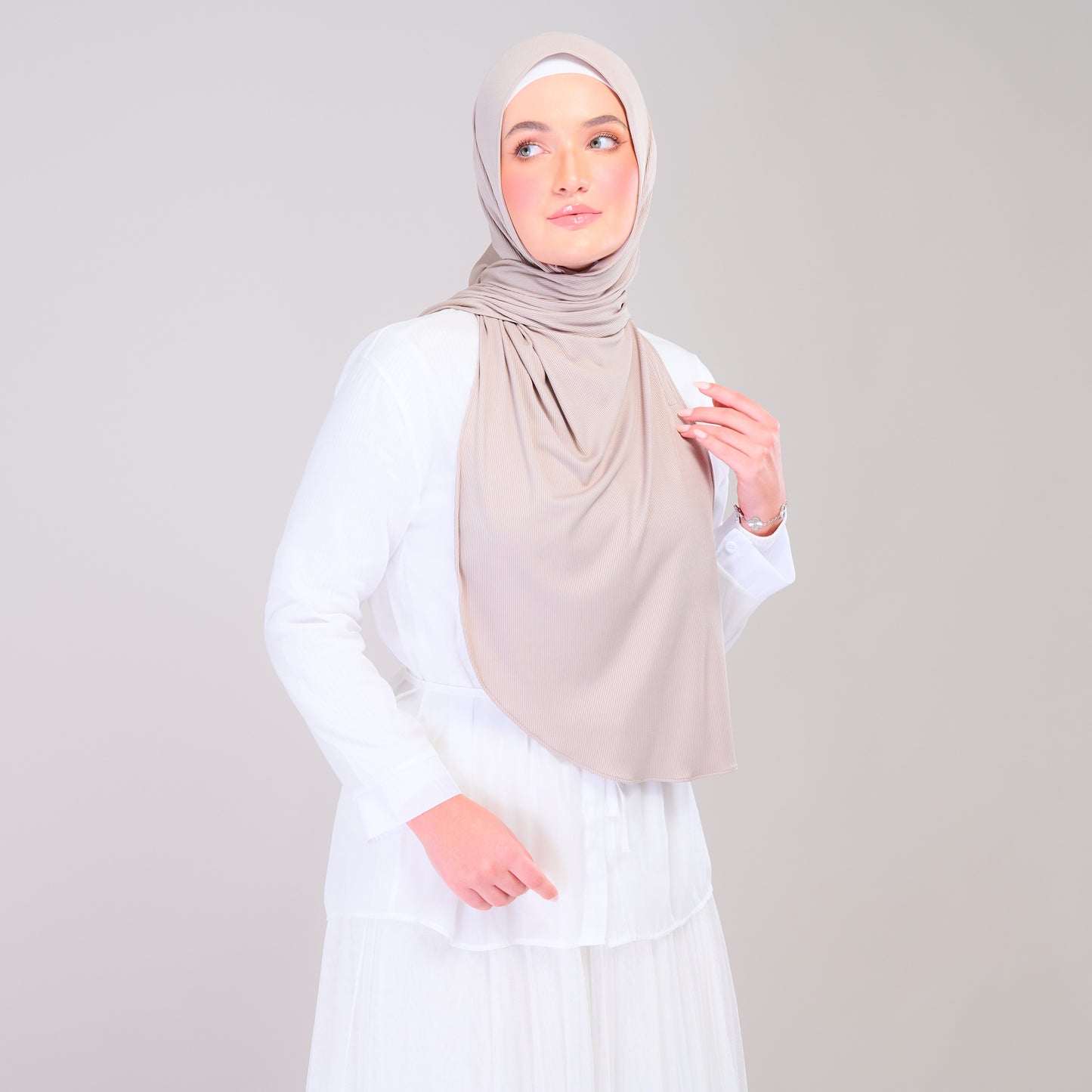 Instant Tag n' Go Shawl | Ribbed Jersey in Natural Sand