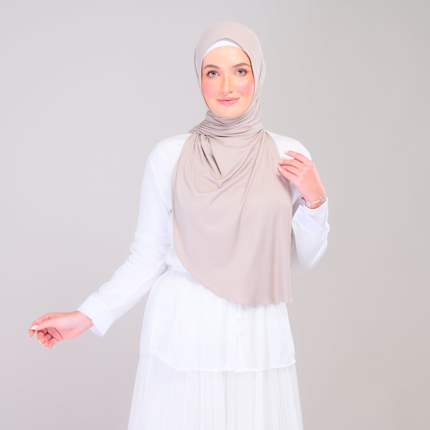 Instant Tag n' Go Shawl | Ribbed Jersey in Natural Sand