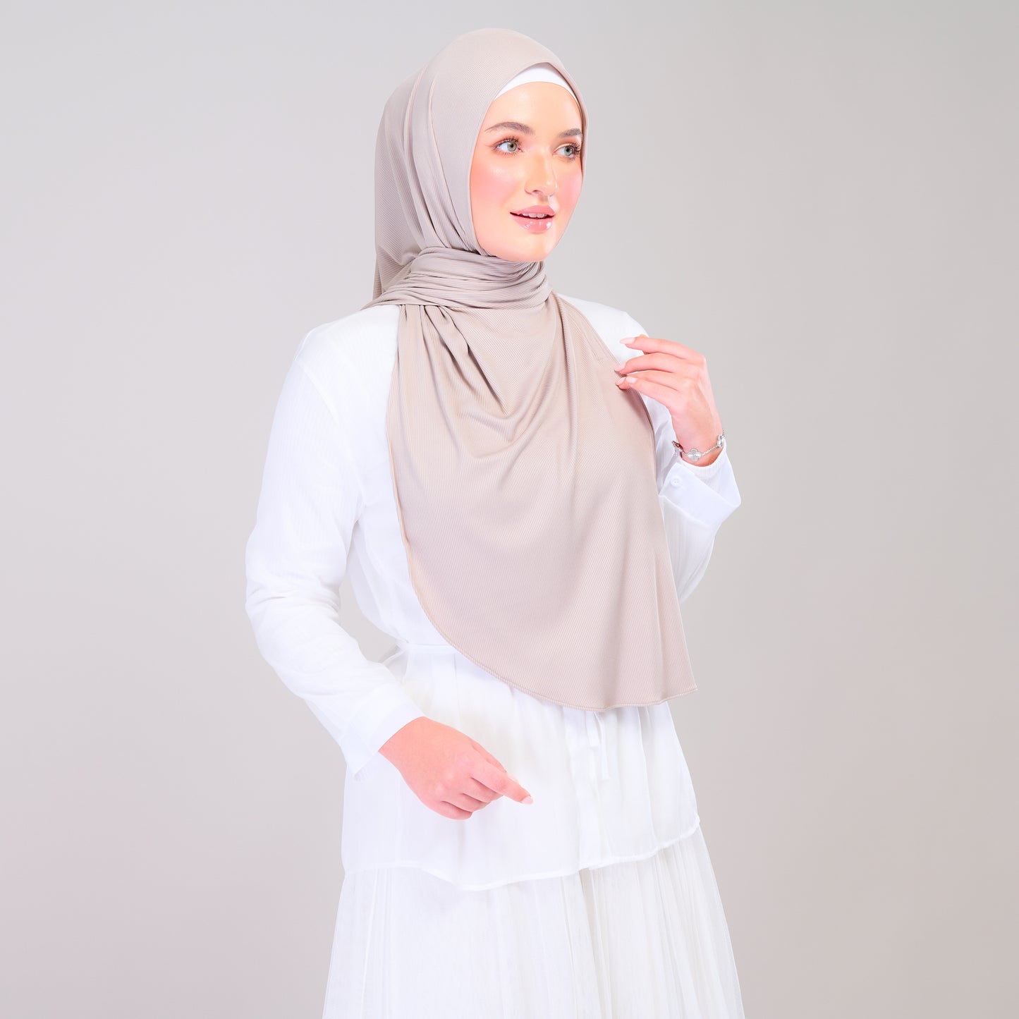 Instant Tag n' Go Shawl | Ribbed Jersey in Natural Sand