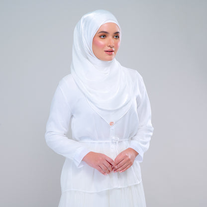 'NEW' Raia Shawl | Ironless Shimmer in Bridal White