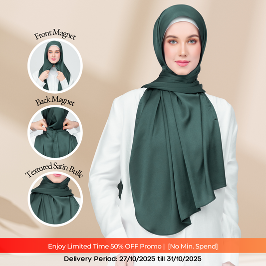 Instant Tag n' Go Shawl | Satin Bulle in Emerald Green