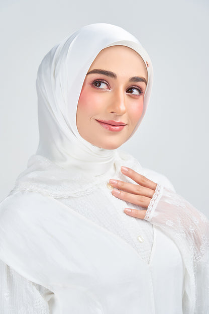 HoodX⁺Plus Luxe in Timeless White