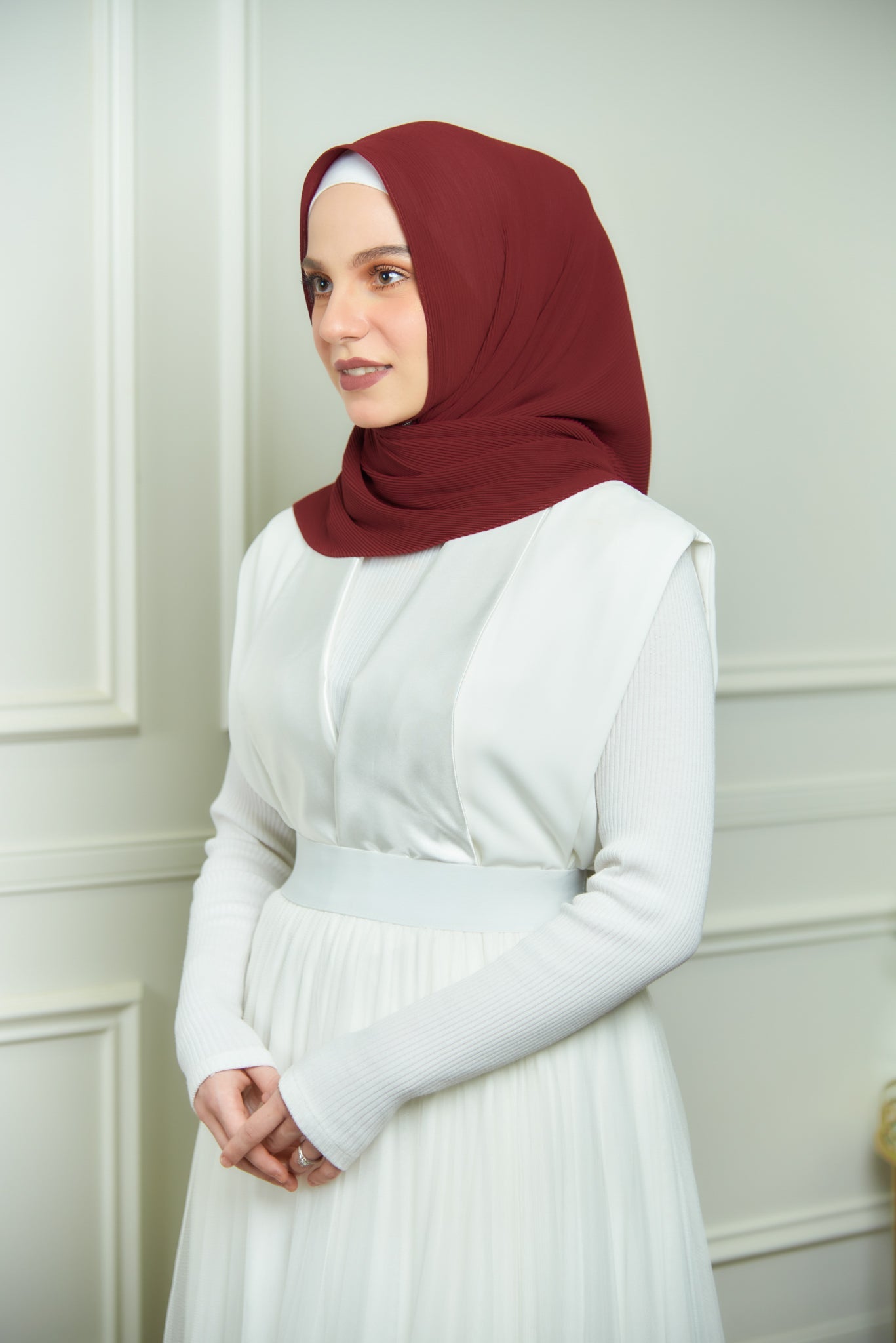 Bawal NeatPleats 2022 in Crimson Red [MAJOR DEFECT]