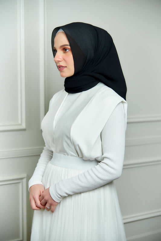 Bawal NeatPleats 2022 in Black [Minor Defect]
