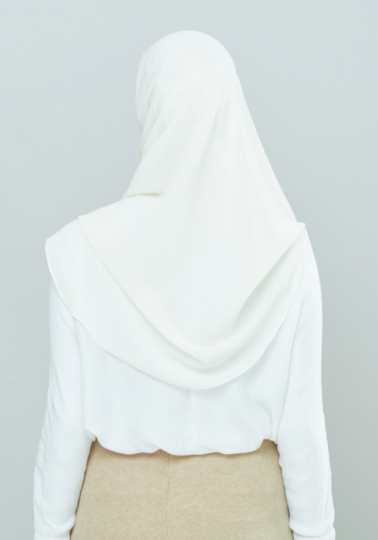 Semi-Instant Dolly in Eggshell White [Minor Defect]