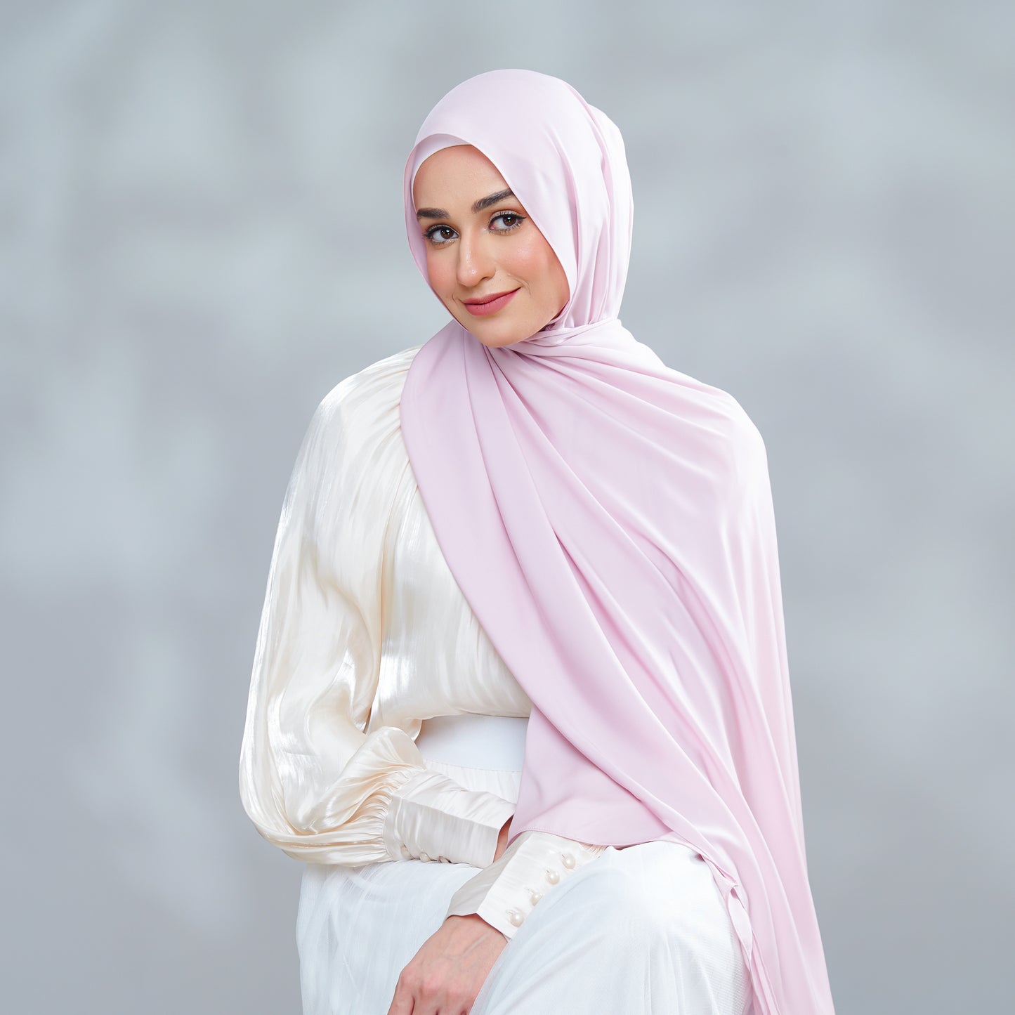 Adelia Magnet Series in Pearl Pink