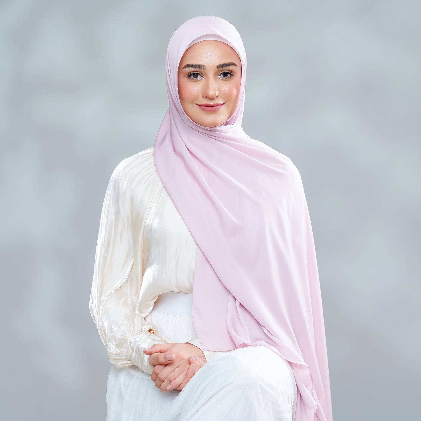 Adelia Magnet Series in Pearl Pink