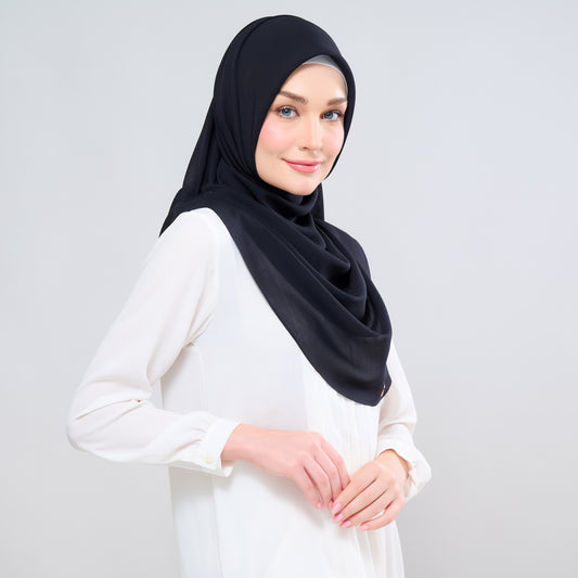 Hayfa Bawal Curve 48 in Black