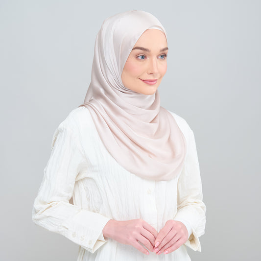 Medina Silk Shawl in Light Taupe