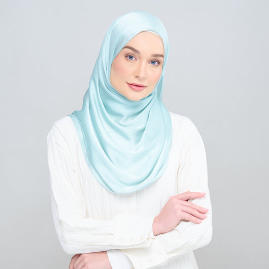 Medina Silk Shawl in Mint