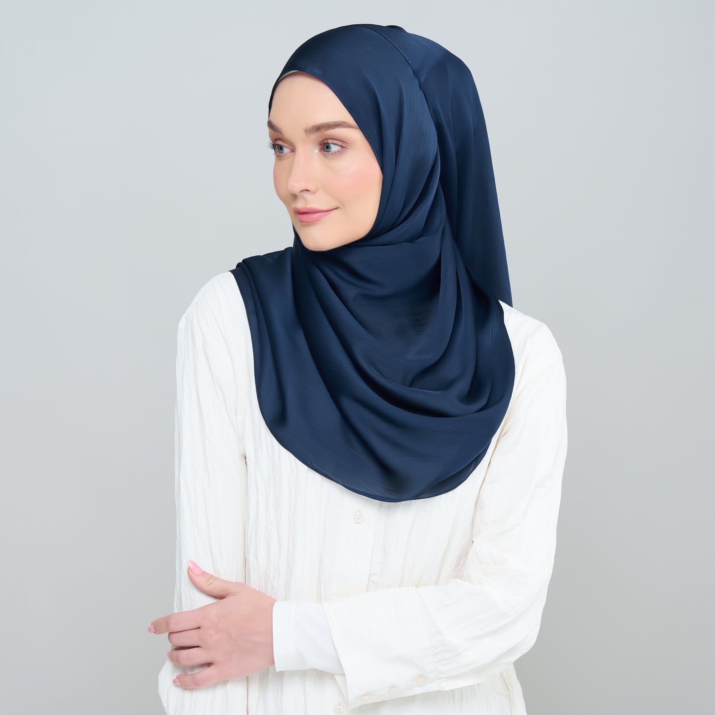 Medina Silk Shawl in Navy Blue