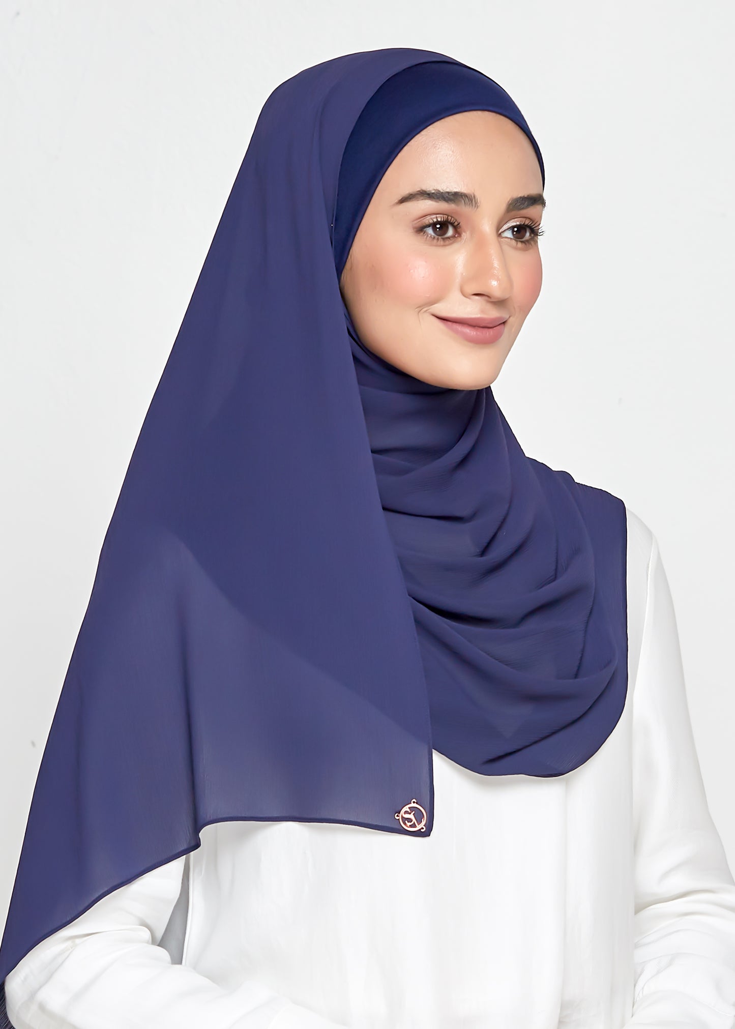 Chiffon Dolce in Deep Blue (Semi-Instant)