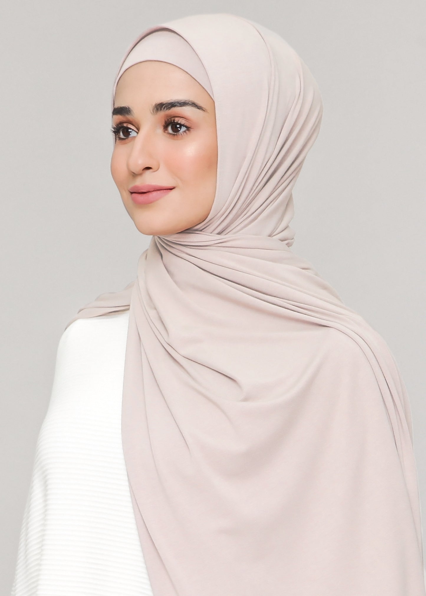 Cozy Set in Sandy Nude