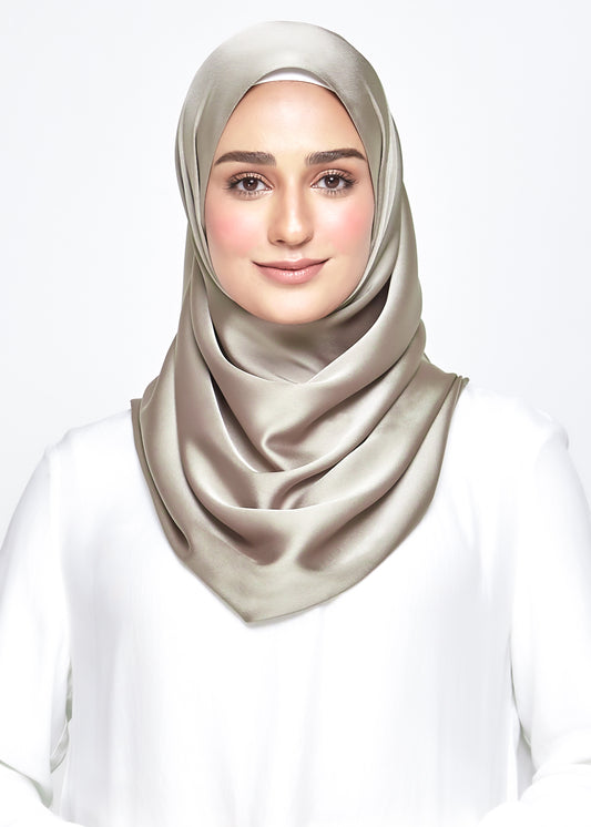 Satin Diamond in Ash Taupe